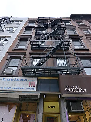 Rented by Cooper & Cooper Real Estate | media 16