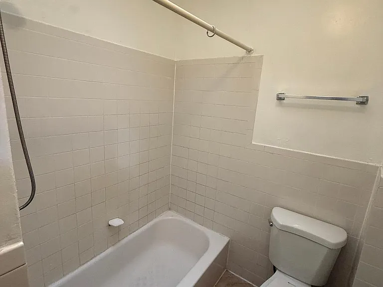3309 Brighton St — Photo 20