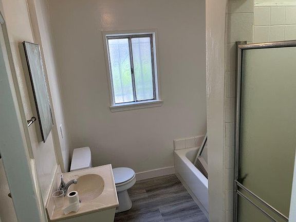 4th image of 870 S Gramercy Pl #2