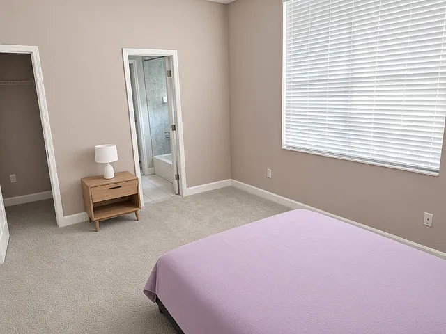 4 bed, 2651 sqft, $5,000 — Photo 2
