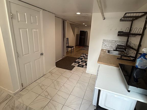 3rd image of 14412 Linden Blvd #1