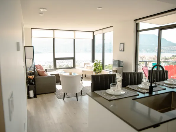 1471 Saint Paul St #1908, Kelowna, BC V1Y 0K7