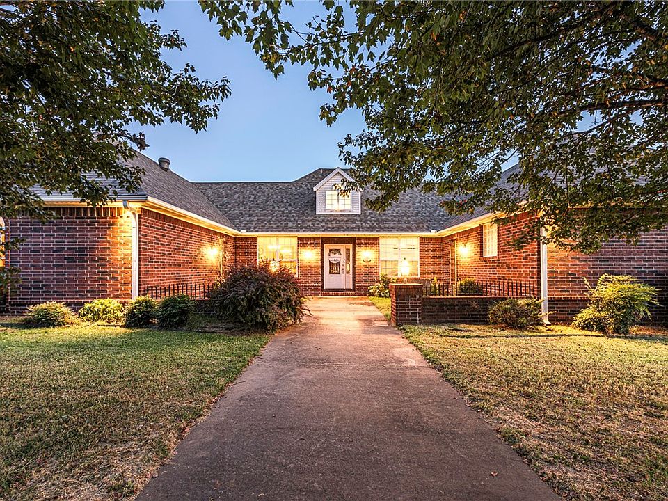 1st image of 3851 E River Bluff Cv