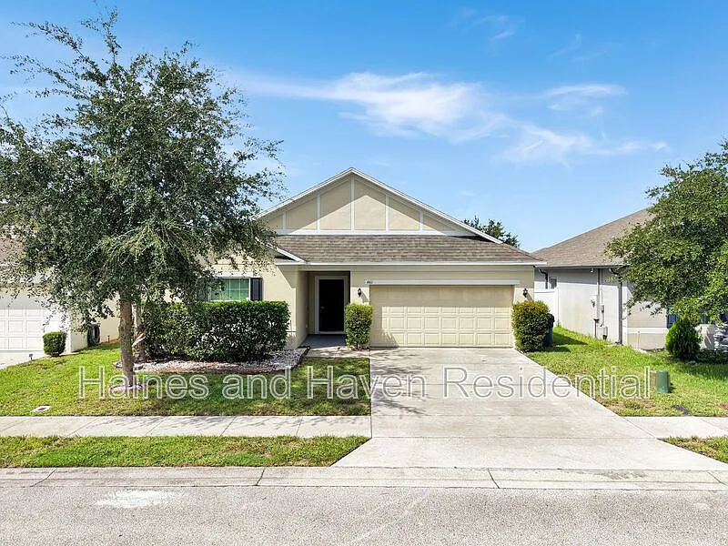 3 bed, 2.0 bath, 1616 sqft, $2,100 — Photo 1