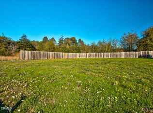 104 Dana St #A, Fort Bragg, CA 95437