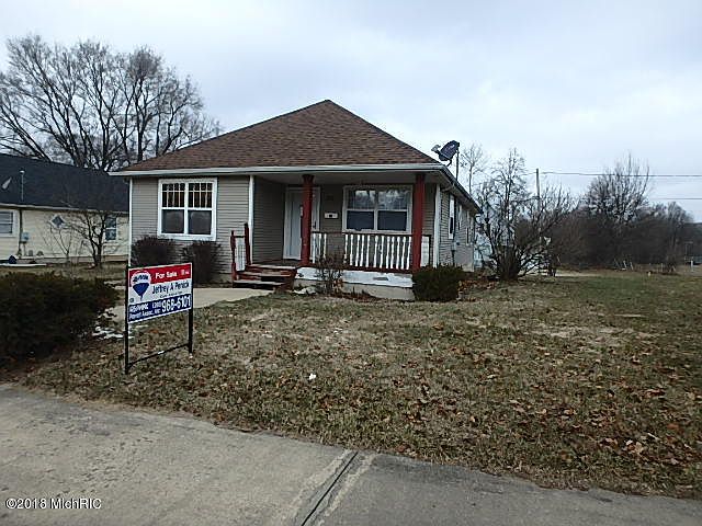 1st image of 35 Walter Ave
