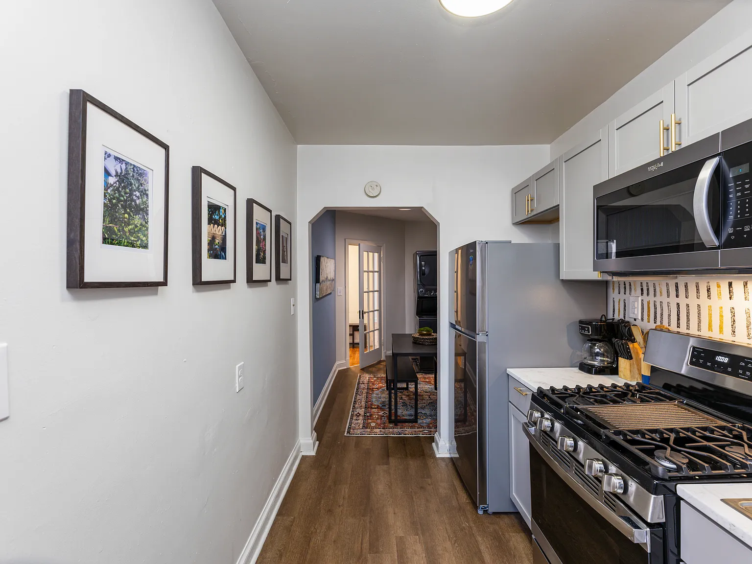 2 bed, 750 sqft, $2,000 — Photo 2