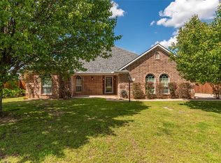160 Chrissa Dr, Pottsboro, TX 75076