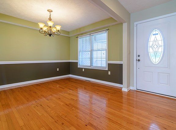 3rd image of 17093 Sedona Dr