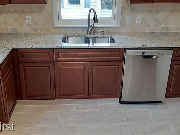 3rd image of 22456 Red Maple Ln