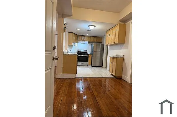 Building Photo - 6 Deering Rd #1