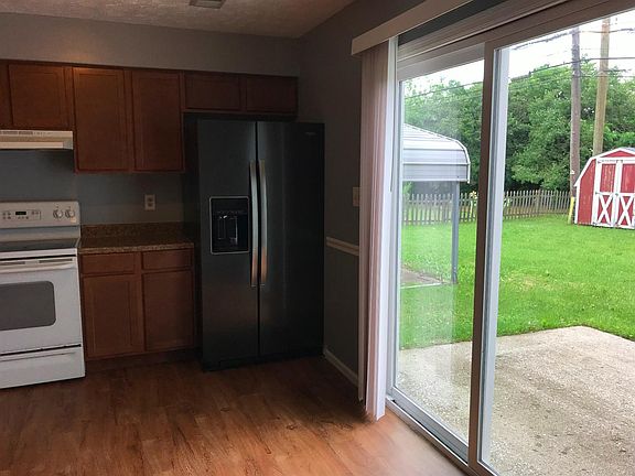 4th image of 3219 Aqueduct Dr