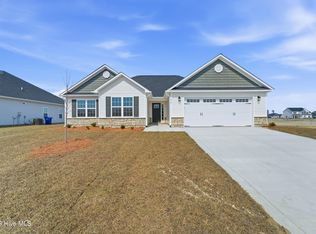 210 Windsor Run Blvd, Jacksonville, NC 28546