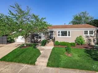 4443 Douglas Rd, Downers Grove, IL 60515