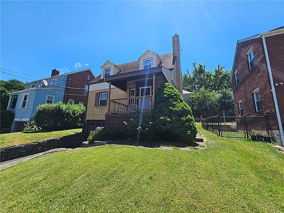 3rd image of 361 Marylea Ave