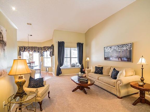3rd image of 1024 Oceanbreeze Ct