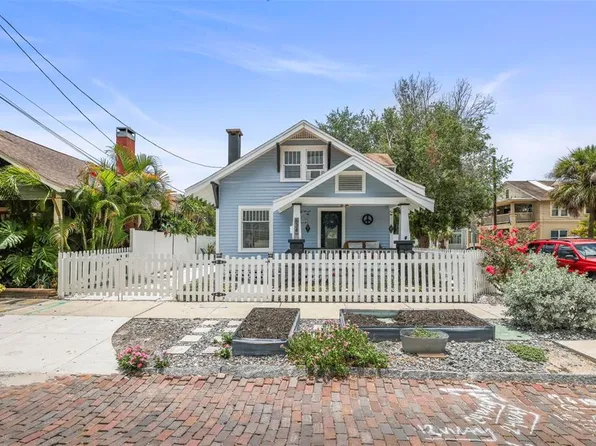 634 6th St N, Saint Petersburg, FL 33701