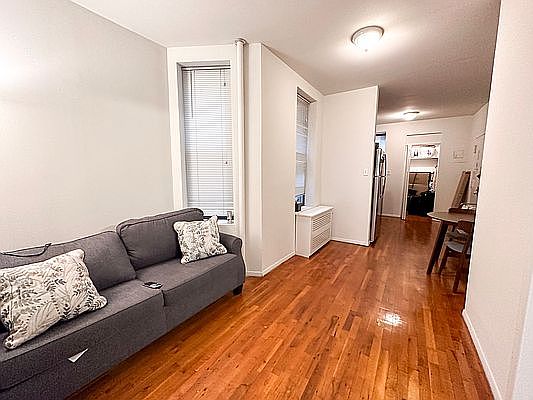 1st image of 358 W 45th St APT 3A