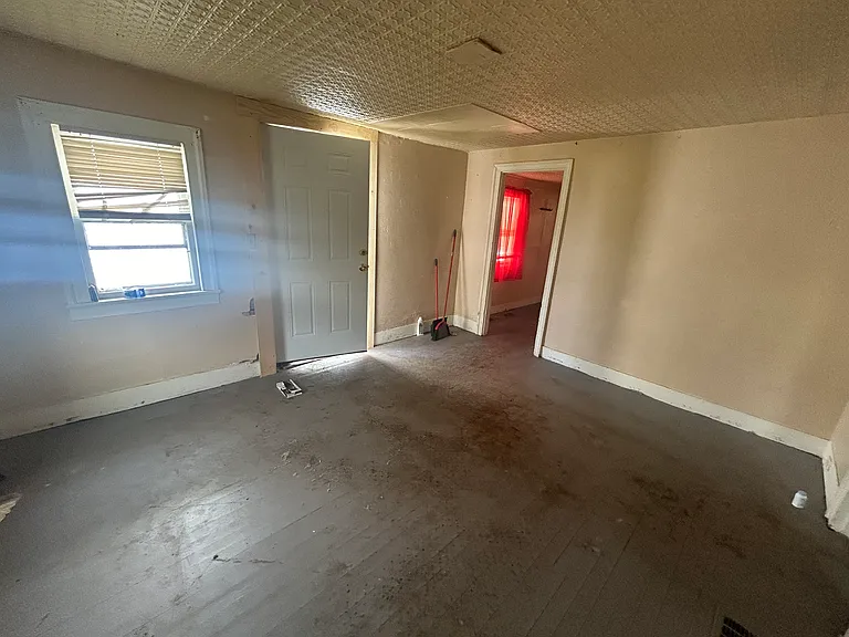 123 Cady St #1 — Photo 3