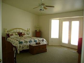 3rd image of 4004 E Ascot Dr