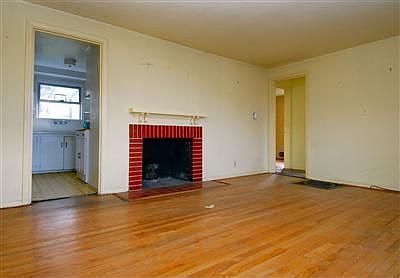3rd image of 5224 21st Ave S