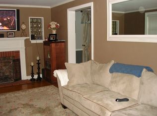 1742 Woodland Rd, Abington, PA 19001