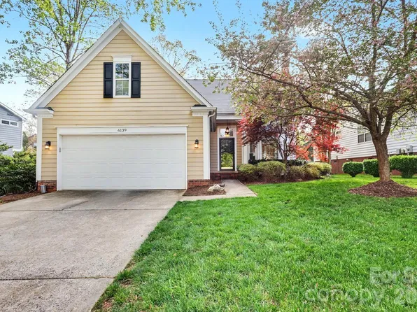 6139 Garamond Ct, Charlotte, NC 28270