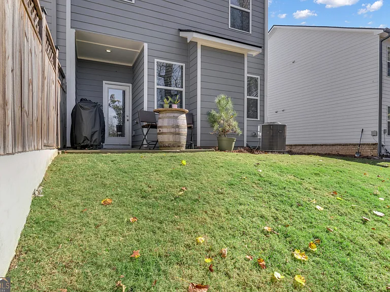 62 Chastain Cir — Photo 27