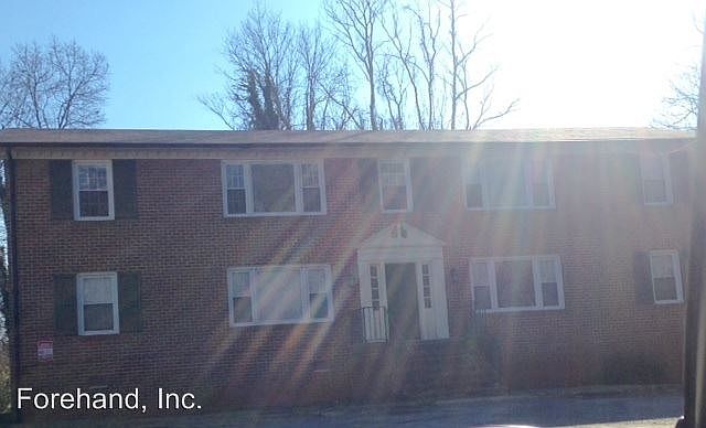 1st image of 143 East St APT 06