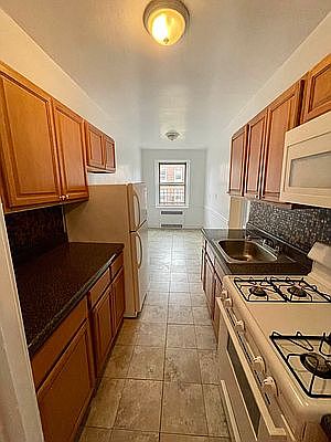 3rd image of 64-21 Booth St #5