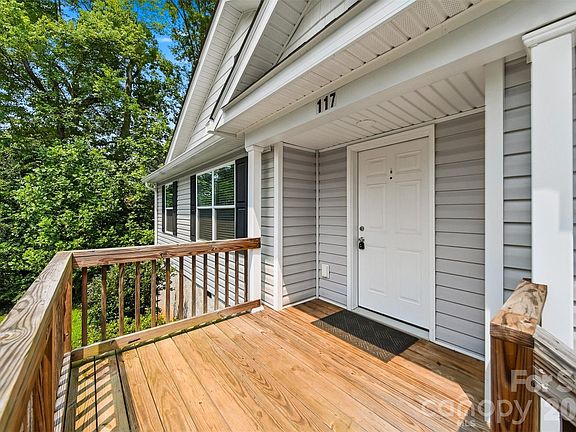2nd image of 117 Falls St