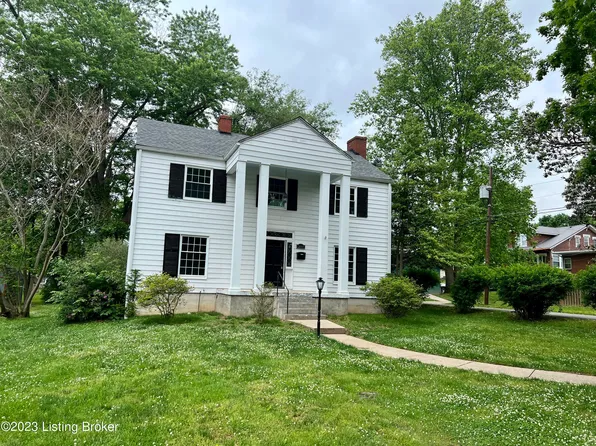 210 10th St, Carrollton, KY 41008