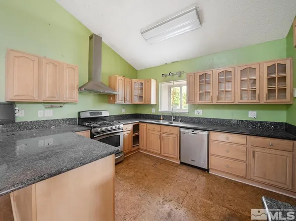 11455 Carlsbad Rd, Reno, NV 89508