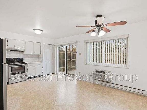3rd image of 7409 Hazelcrest Dr #1