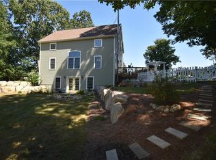 16 Mohegan Trl, Westerly, RI 02891
