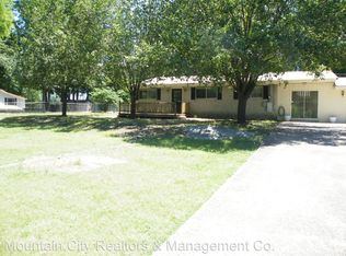 1042 Wilson Rd, Rossville, GA 30741