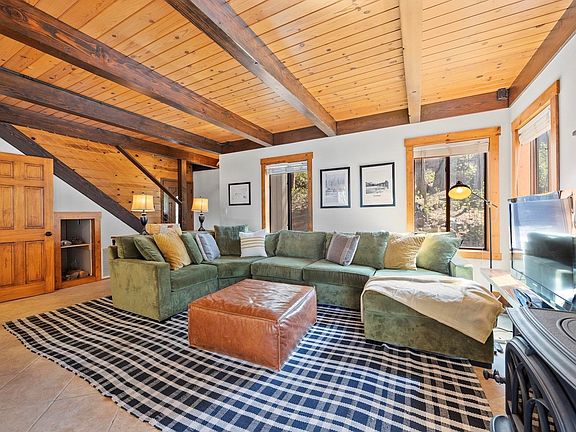4th image of 10868 Laurelwood Dr