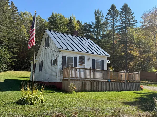 121 Foxcoft Road, Houlton, ME 04730