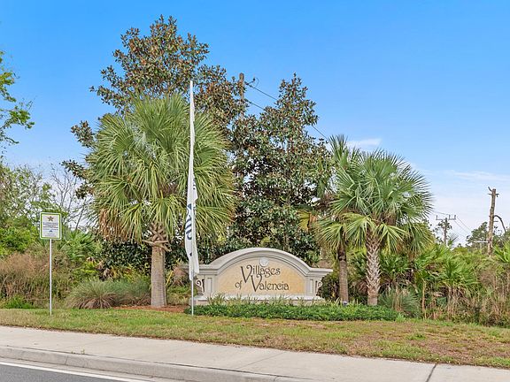 3rd image of 300 Caretta Cir