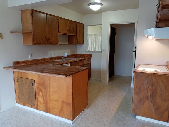 4th image of 1770 Little Branham Ln