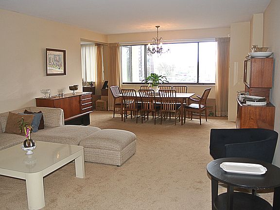 2nd image of 27110 Grand Central Pkwy APT 3H