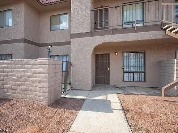 2nd image of 4300 N Lamont St APT 234