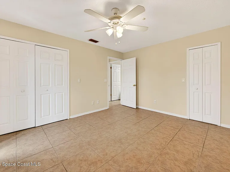 7667 N Wickham Rd #219 — Photo 18