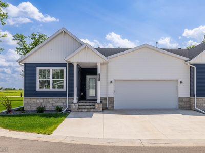 5891 41st St S, Fargo, ND, 58104