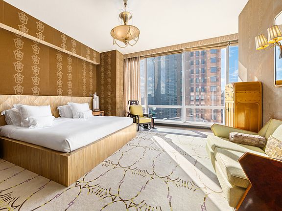 5th image of 157 W 57th St APT 51B
