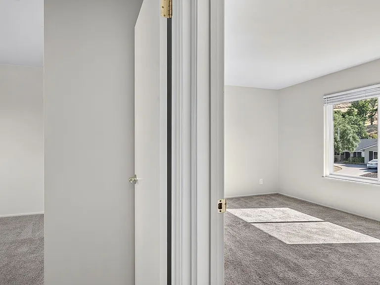 611 Rock Oak Rd — Photo 35