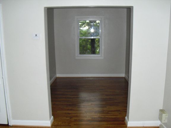 5th image of 2208 S Pollard St