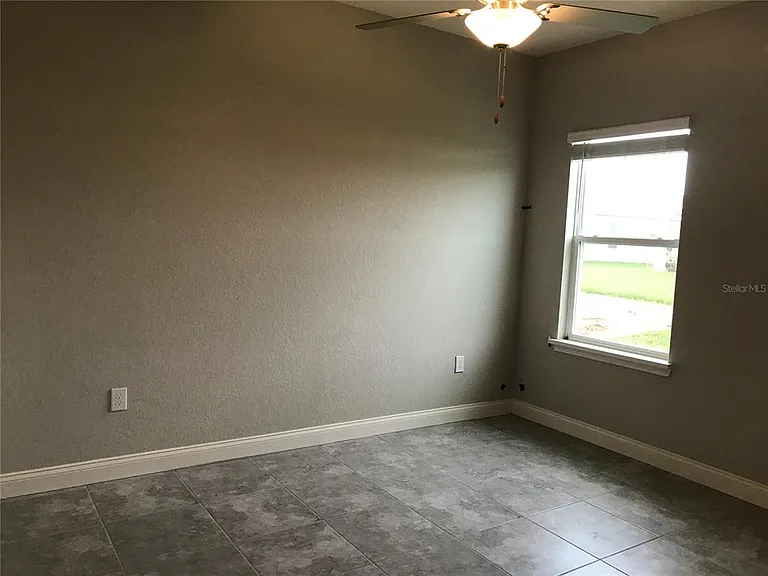 1437 Cypress View Ln — Photo 21
