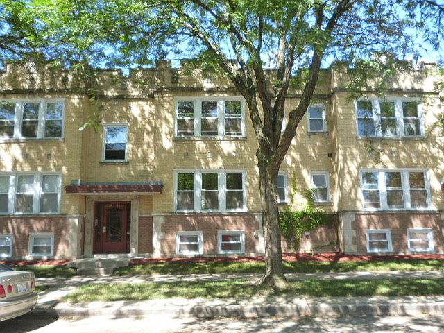 1st image of 4440 N Linder Ave #1