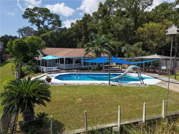 13899 Dauphin Island Pkwy, Coden, AL 36523